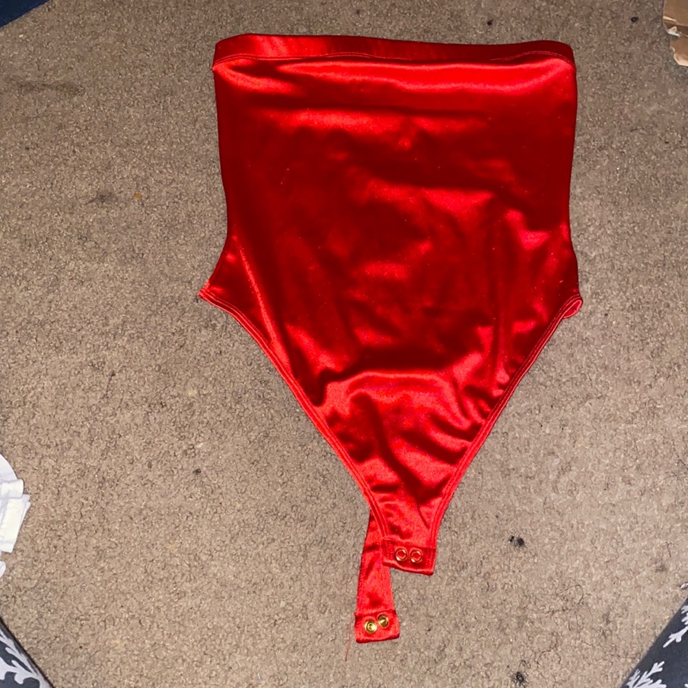 Silk bodysuit fire red !!